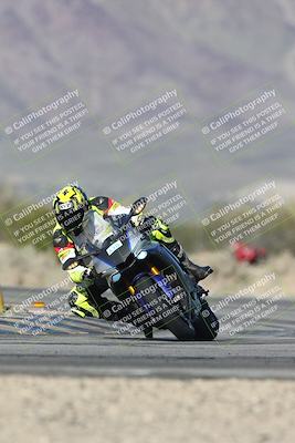 media/Jan-15-2026-Racers Edge (Thu) [[dfebeb70ab]]/2-A Group/Session 5 (Turn 5)/